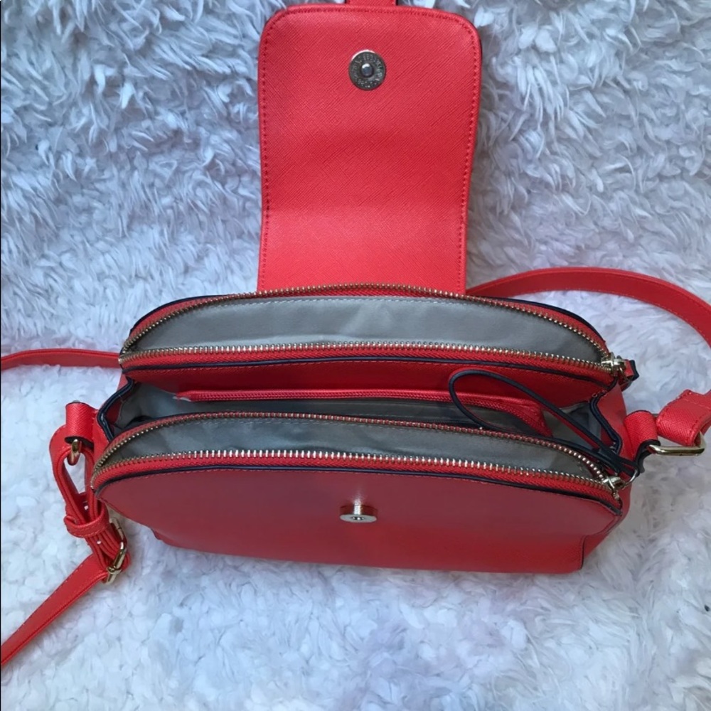 Purse - Picture 2 of 2